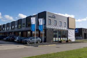 LabourLink versterkt management direct na overname